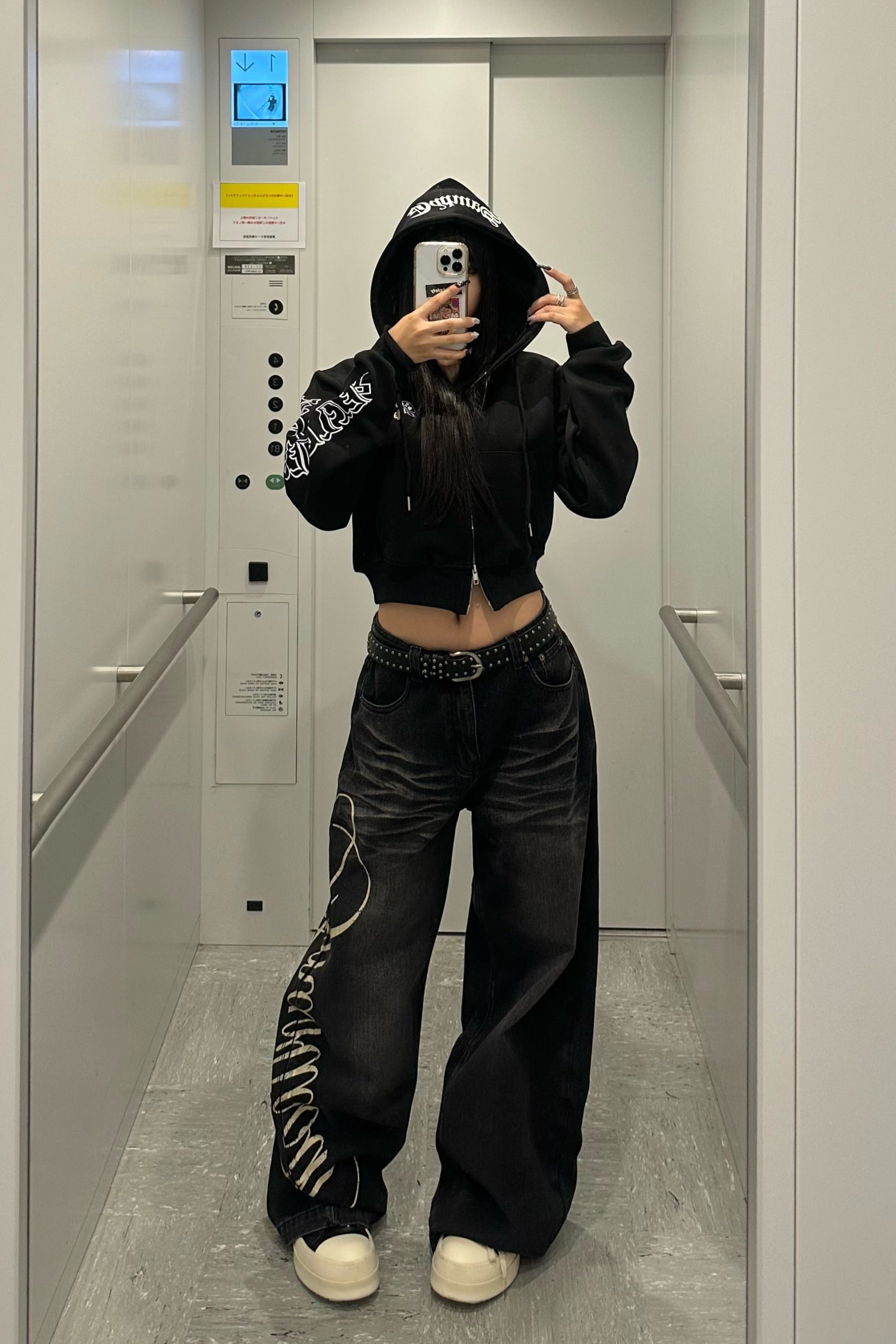 Arch Design Lettering Cropped Hoodie KSG21041