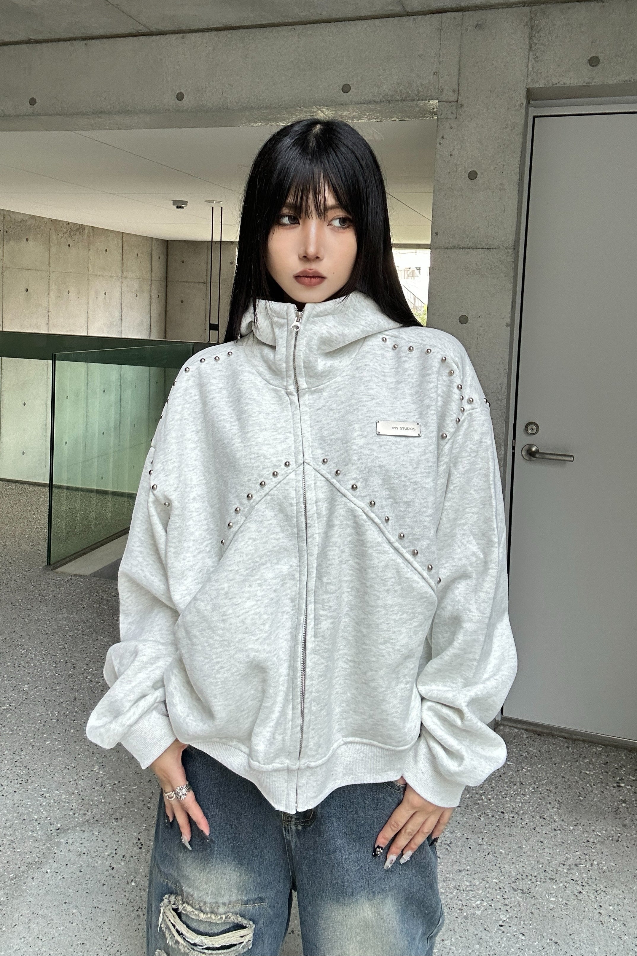 Studs Line Zip Hoodie KSG21043