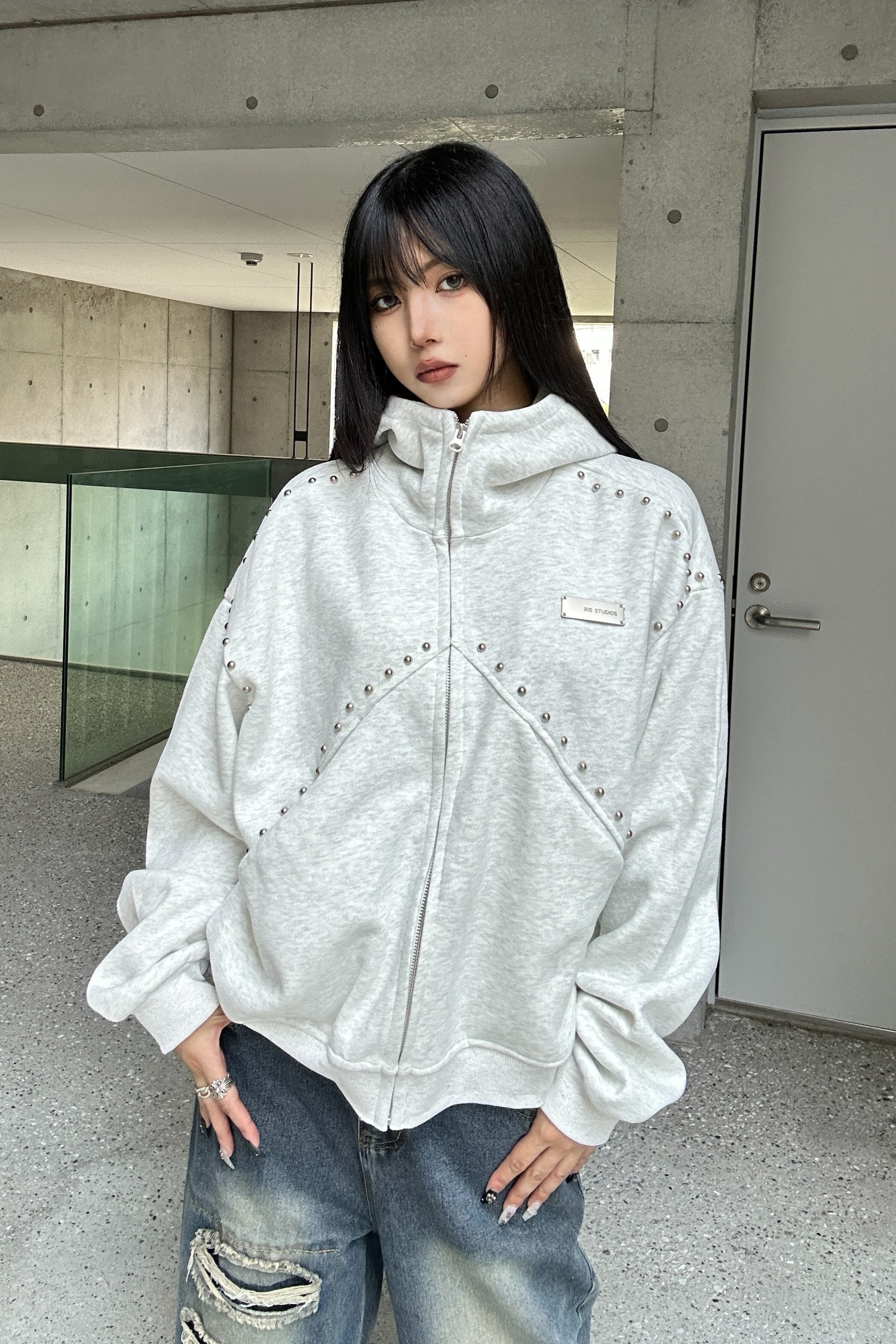 Studs Line Zip Hoodie KSG21043