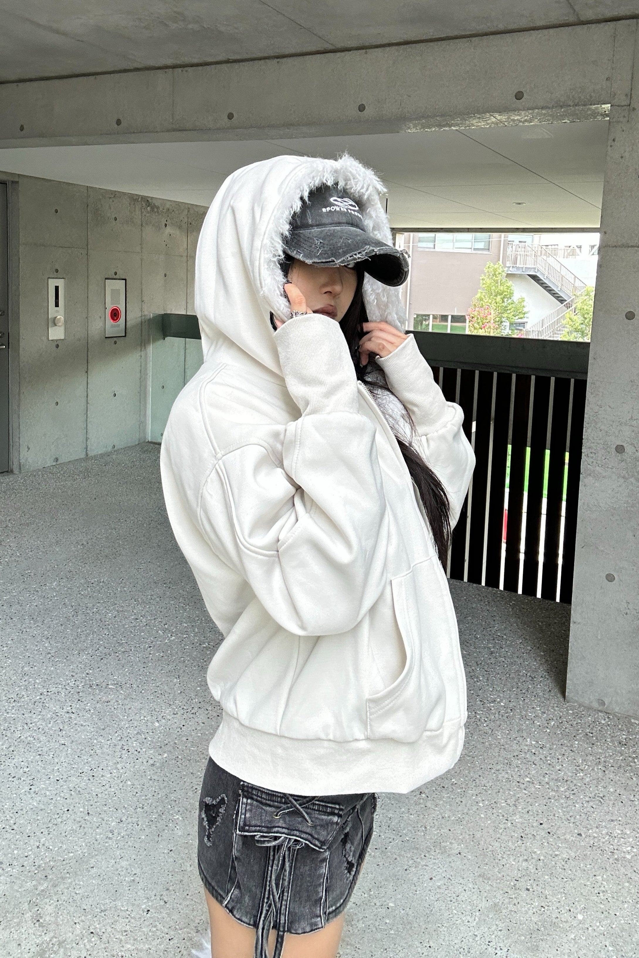 Snow Fluffy Cropped Parker KSG20954