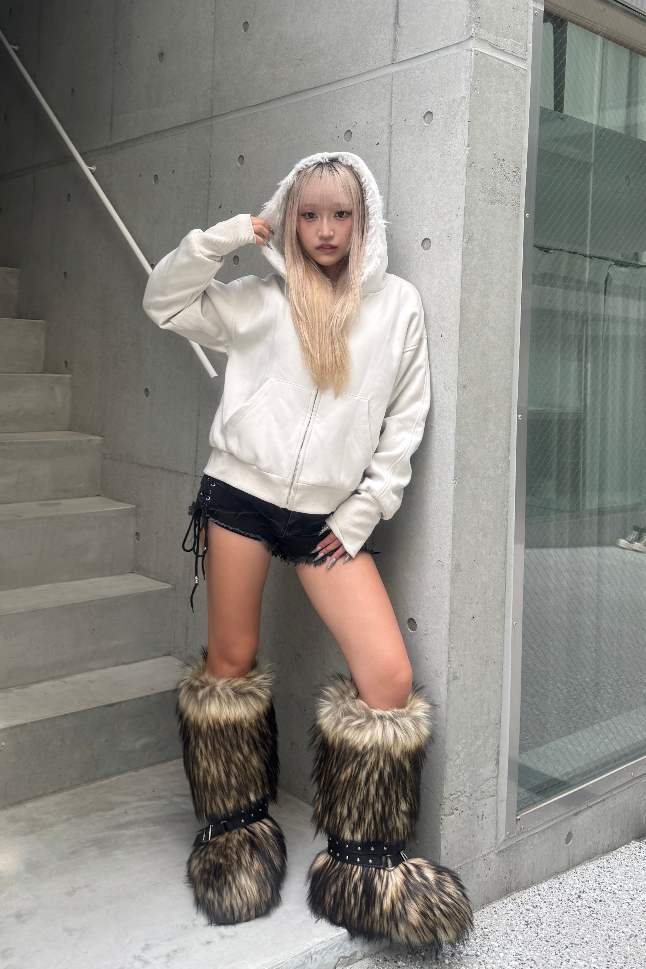 Snow Fluffy Cropped Parker KSG20954