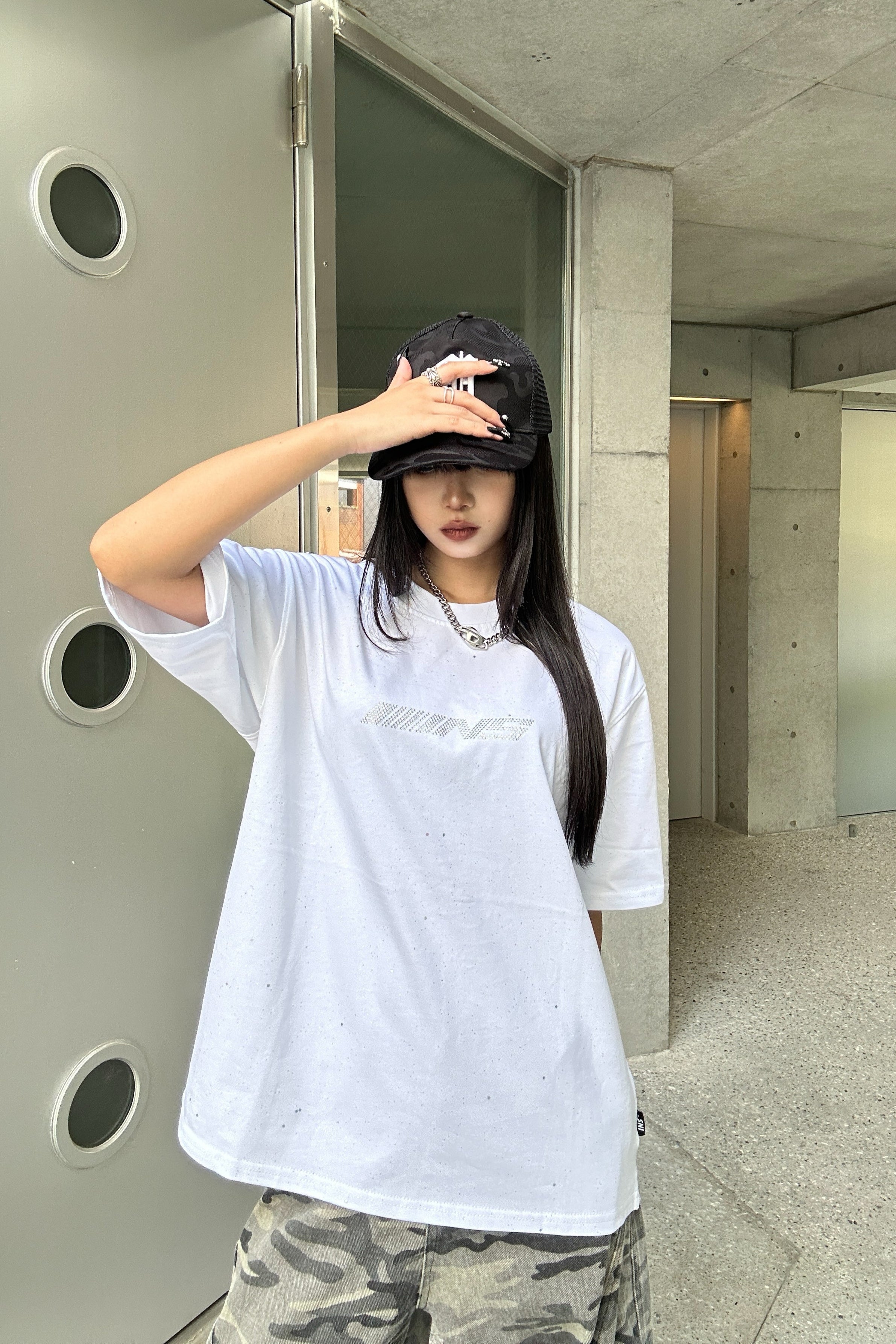 kirakira over logo T-shirt KSG20867