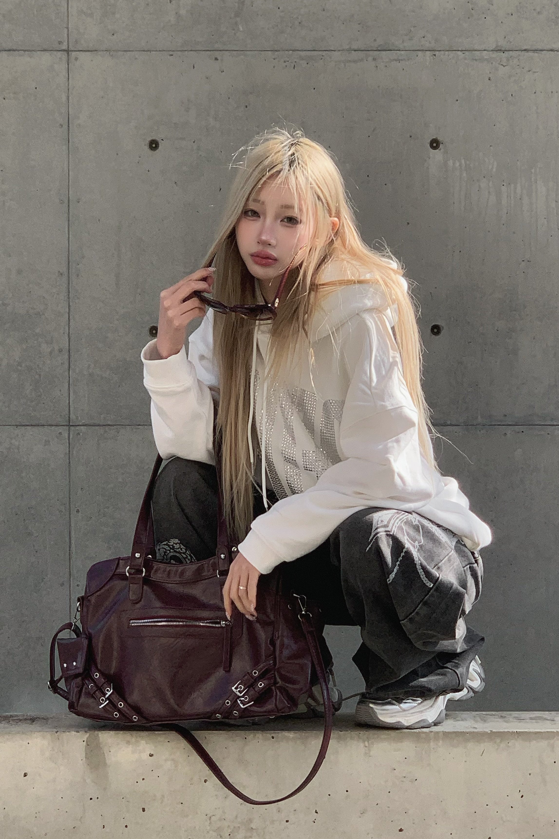 ビッグロゴラインストーンパーカー KSG21183