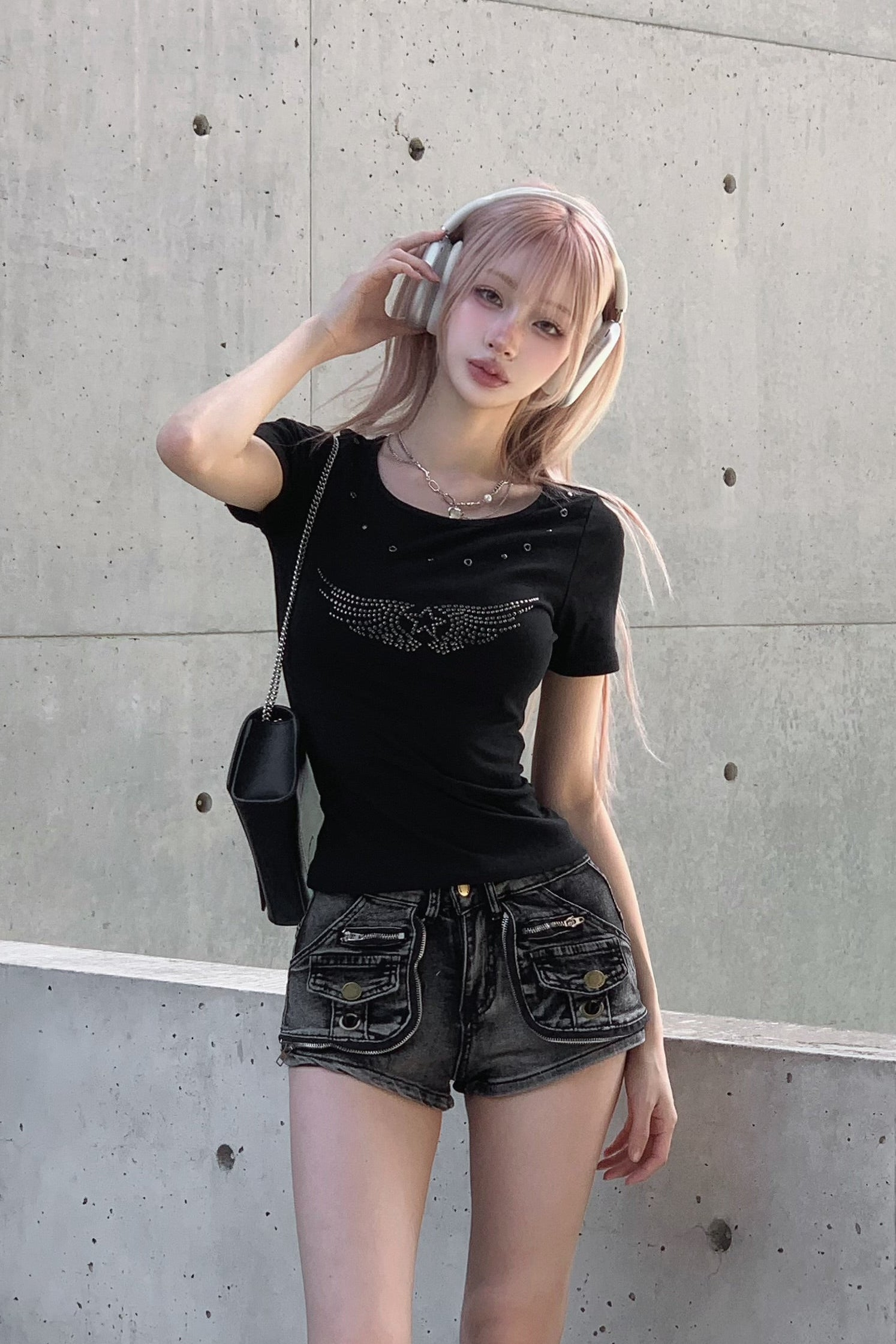 フロントウイングスタッズTシャツ KSG21266