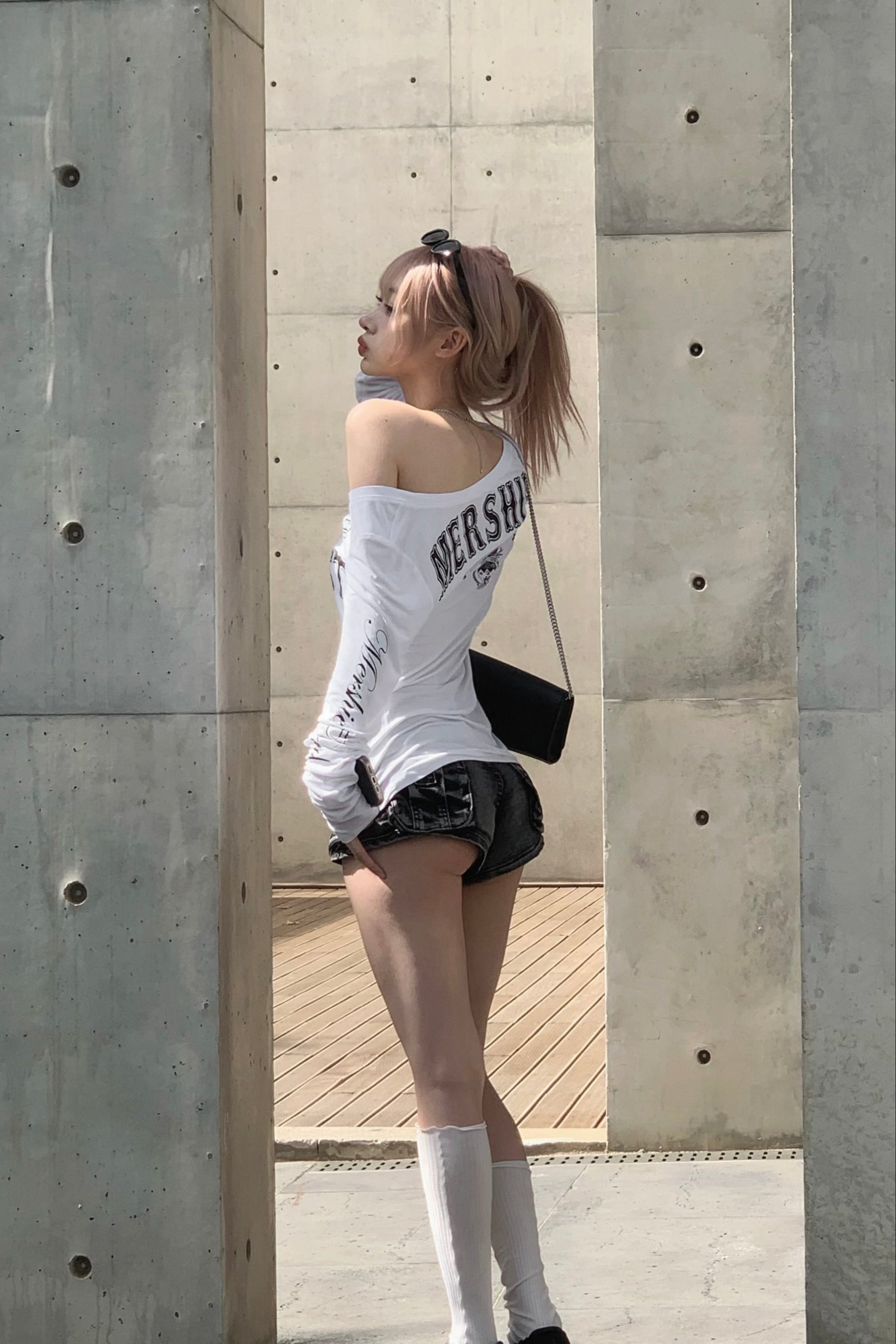 エンブレムレタリングデザインTシャツ KSG21203