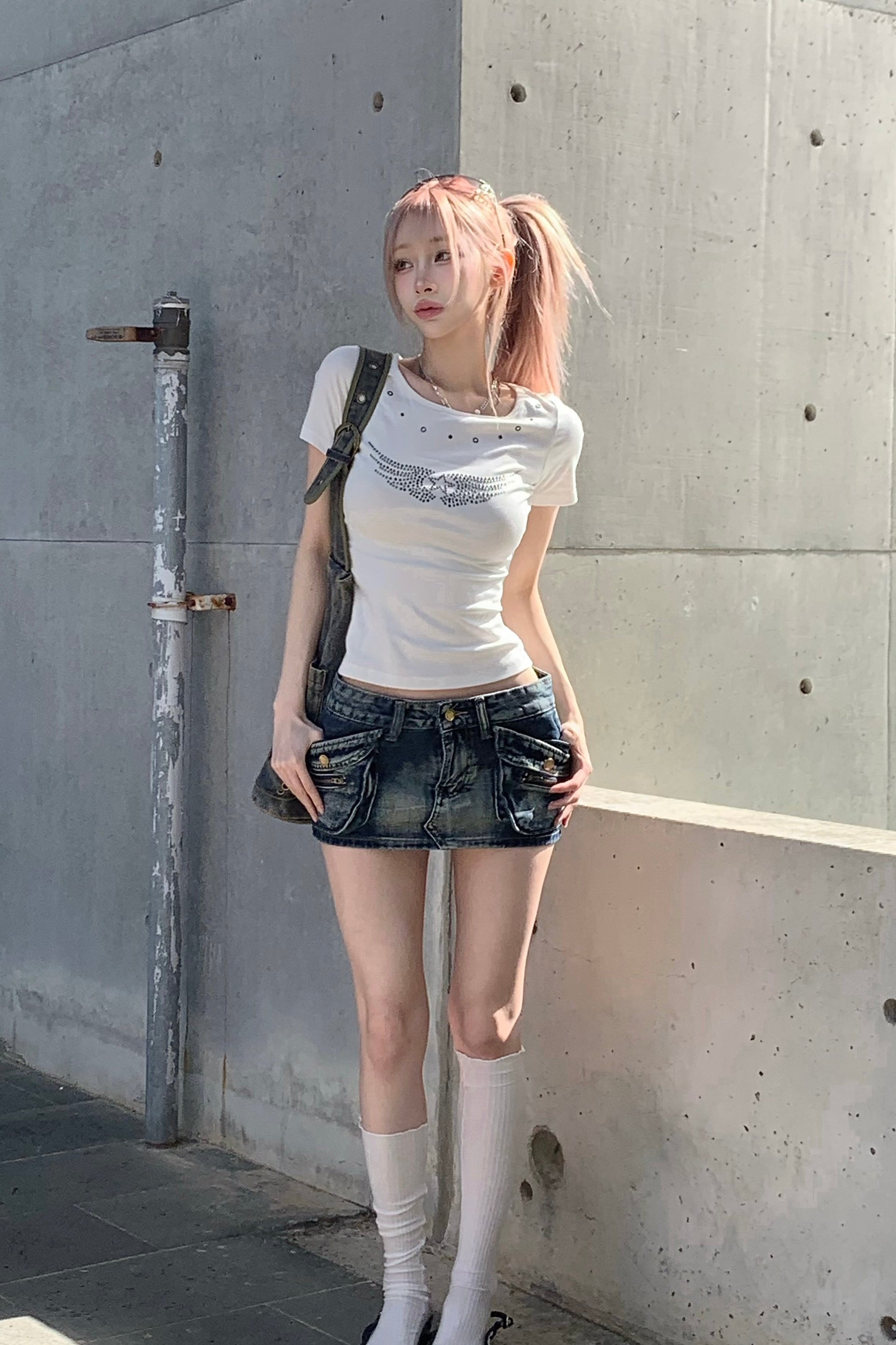 フロントウイングスタッズTシャツ KSG21266