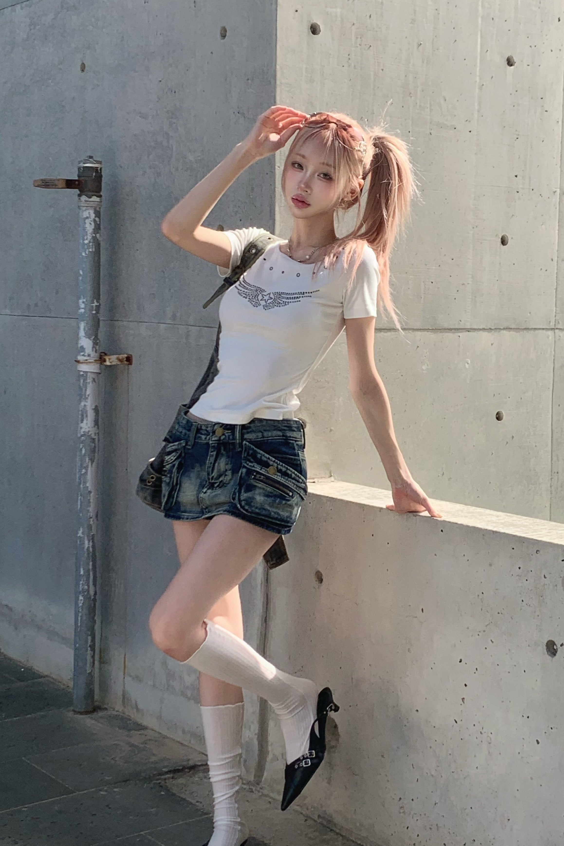 フロントウイングスタッズTシャツ KSG21266