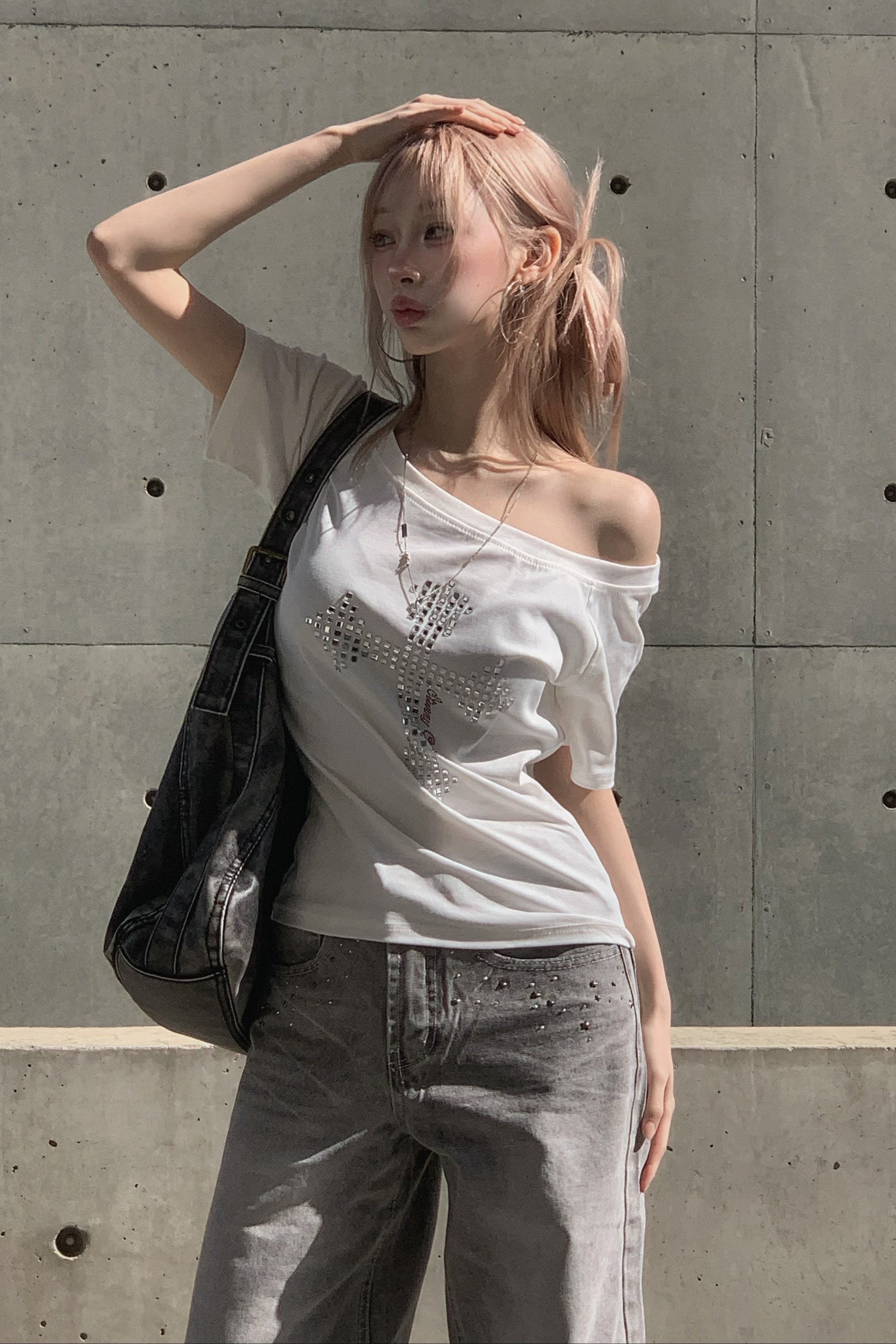 クロススタッズワンショルダーTシャツ KSG21229