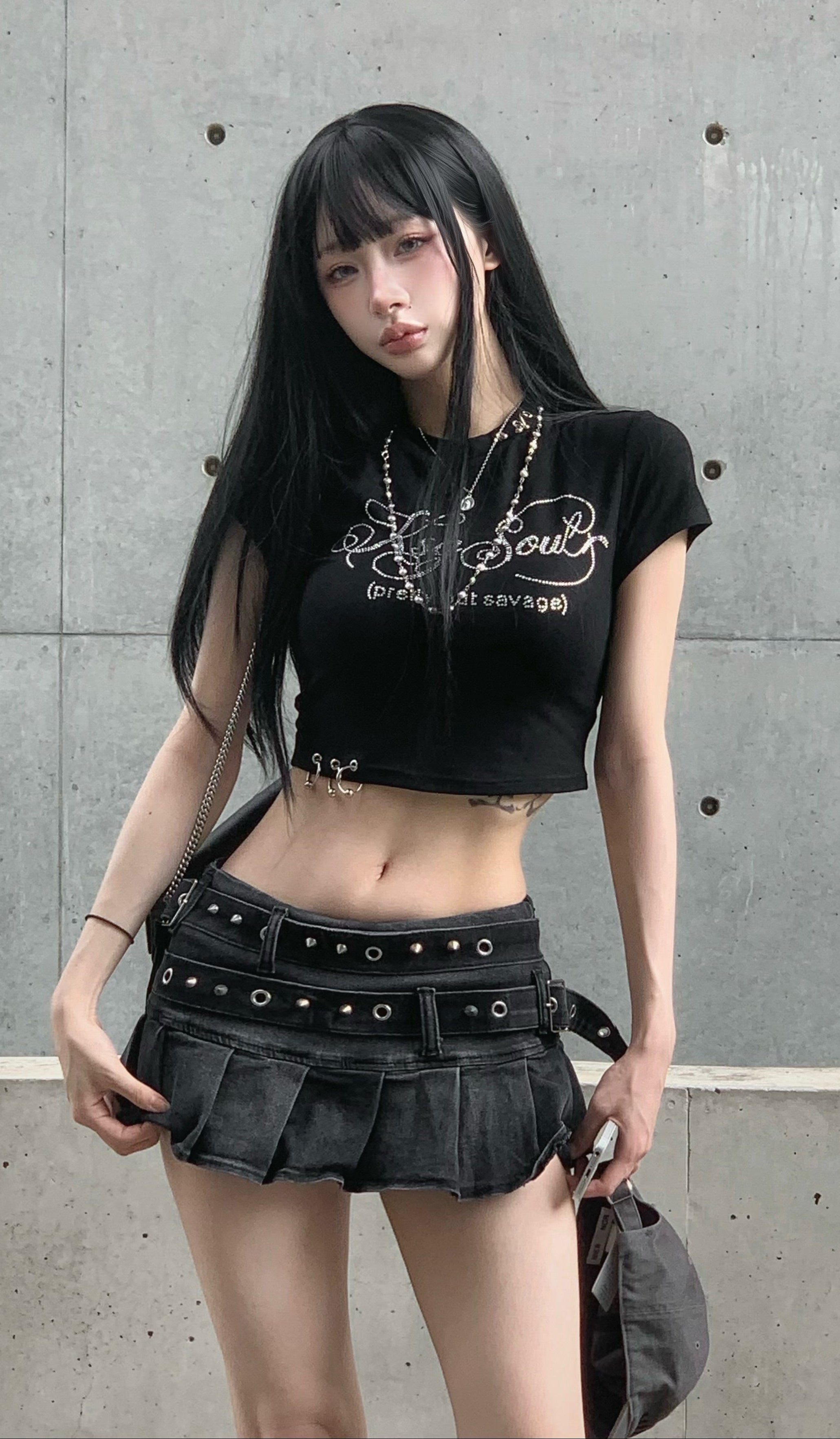 ピアスビジューTシャツ KSG21299