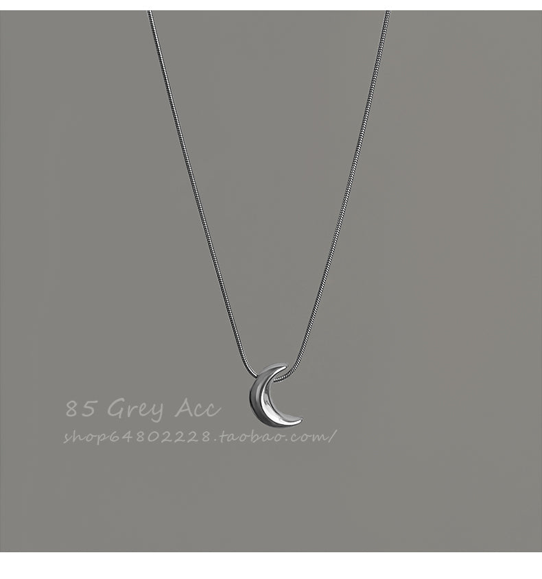 moon charm simple necklace KSG18052